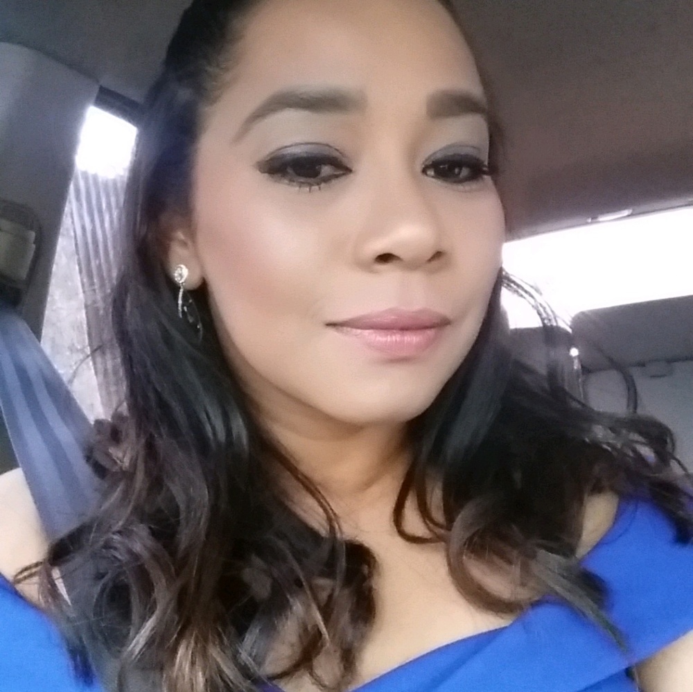 Meet your Posher, Gabriela